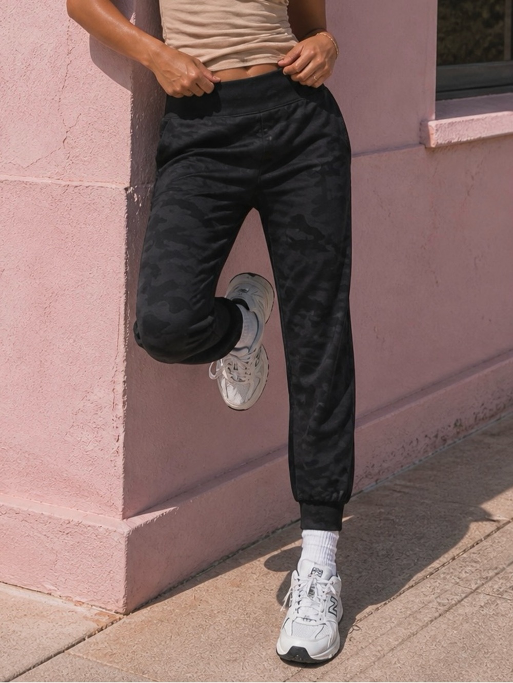 CRZ YOGA Joggers - Camo - Size Medium